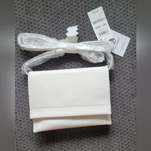 NWT! Giani Bernini Nappa White Leather Flap Crossbody!